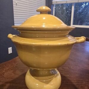 VTG Nicola Fasano Grottaglie Yellow/Butter Cream Soup Tureen Made in Italy Rare